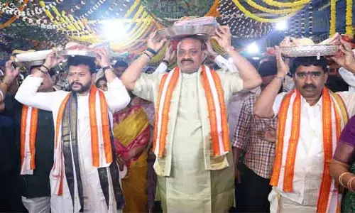 సూర్యనారాయణ స్వామిని దర్శించుకున్న కేంద్రమంత్రి