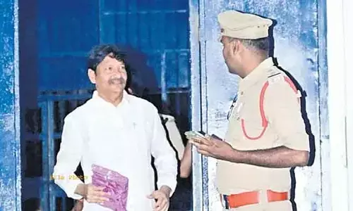 జోగి సోదరులపై మరో కేసు నమోదు