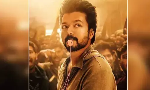 పబ్లిక్‌ మీటింగ్‌లో విజిల్ వేసి.. సినిమా డైలాగ్ చెప్పిన స్టార్ హీరో