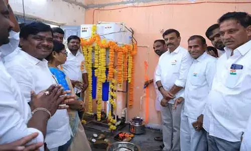 ప్రభుత్వ పాఠశాలల్లో మౌలిక వసతుల కల్పనకు అందరూ ముందుకు రావాలి