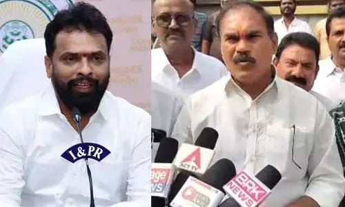 కాపులకు అన్యాయం చేశారు: మంత్రిపై తోట త్రిమూర్తులు ఫైర్