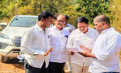 ఈనెల 28న కుట్టు మిష‌న్లు, తోపుడు బండ్లు, ట్రై సైకిళ్లు పంపిణీ