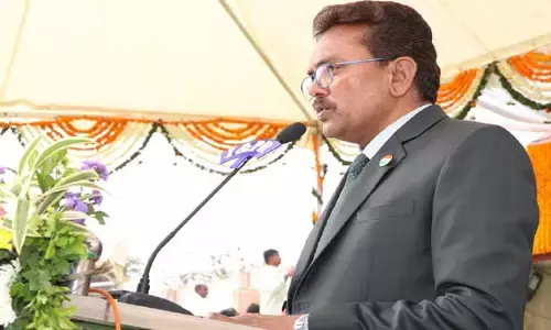 పారదర్శక పాలన కోసమే ప్రజాపాలన : అదనపు కలెక్టర్ విక్టర్