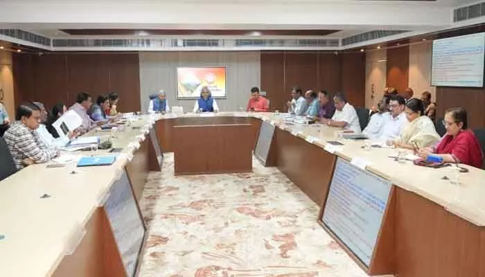 దక్షిణ మధ్య రైల్వేలో ‘ఎంప్లాయ్ ఆఫ్ ది మంత్’ అవార్డులు దక్షిణ మధ్య రైల్వేలో ‘ఎంప్లాయ్ ఆఫ్ ది మంత్’ అవార్డులు