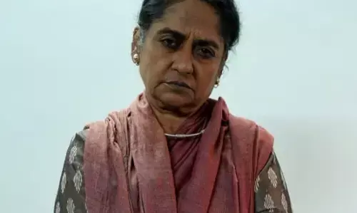 ప్రేక్షకుల హృదయాలు గెలుచుకుంటున్న ముళ్ళపూడి వరా గొల్ల రామవ్వ
