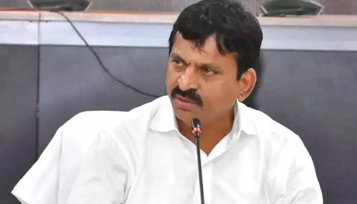 విపత్తు నిర్వహణలో రాష్ట్రాన్ని నెంబర్వన్గా నిలుపుతాం.. మంత్రి పొంగులేటి కీలక వ్యాఖ్యలు విపత్తు నిర్వహణలో రాష్ట్రాన్ని నెంబర్వన్గా నిలుపుతాం.. మంత్రి పొంగులేటి కీలక వ్యాఖ్యలు