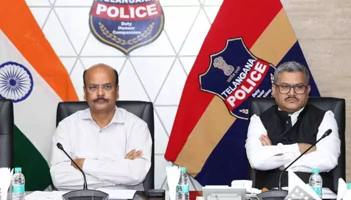 కార్పోరేషన్ , మున్సిపల ఎన్నికలకు భారీ భద్రత కార్పోరేషన్ , మున్సిపల ఎన్నికలకు భారీ భద్రత