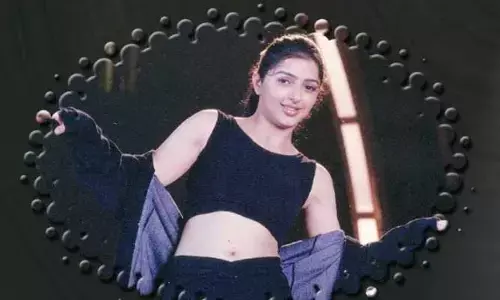 సినిమా మొత్తం నన్ను ఆ పని చేయనివ్వలేదు.. భూమిక షాకింగ్ కామెంట్స్