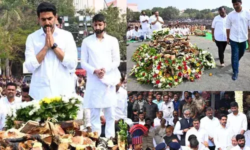 బారామతిలో అజిత్ పవార్ అంత్యక్రియలు.. హాజరైన మంత్రి నారా లోకేష్