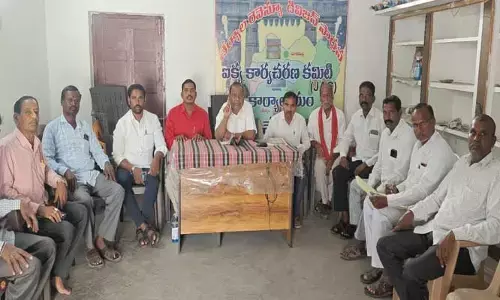 ఎన్నిక‌ల్లో అవినీతి ర‌హిత పాల‌క వ‌ర్గాన్ని ఎన్నుకోవాలి :  జేఏసీ చైర్మ‌న్ రామ‌గ‌ల్ల ప‌ర‌మేశ్వ‌ర్
