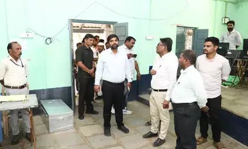 నామినేషన్ ప్రక్రియలో జాగ్రత్తగా వ్యవహరించాలి : కలెక్టర్ కుమార్ దీపక్