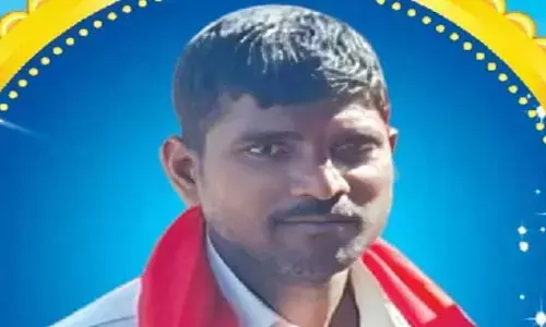ఆర్థిక ఇబ్బందులు తట్టుకోలేక వ్యక్తి ఆత్మహత్య
