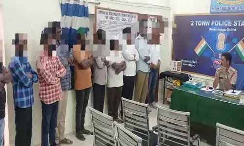 శాంతి భద్రతలకు రౌడీ షీటర్లకు కౌన్సిలింగ్
