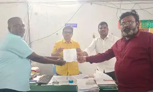 విహార యాత్రల పేరిట.. విధులకు డుమ్మా..!