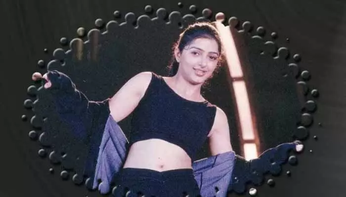 సినిమా మొత్తం నన్ను ఆ పని చేయనివ్వలేదు.. భూమిక షాకింగ్ కామెంట్స్ సినిమా మొత్తం నన్ను ఆ పని చేయనివ్వలేదు.. భూమిక షాకింగ్ కామెంట్స్