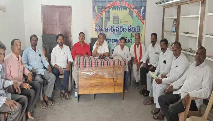 ఎన్నికల్లో అవినీతి రహిత పాలక వర్గాన్ని ఎన్నుకోవాలి : జేఏసీ చైర్మన్ రామగల్ల పరమేశ్వర్ ఎన్నికల్లో అవినీతి రహిత పాలక వర్గాన్ని ఎన్నుకోవాలి : జేఏసీ చైర్మన్ రామగల్ల పరమేశ్వర్