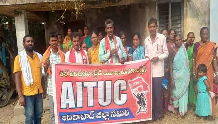 మధ్యాహ్న భోజన కార్మికుల వేతనాలపై ప్రభుత్వ నిర్లక్ష్యం తగదు : ఏఐటీయూసీ మధ్యాహ్న భోజన కార్మికుల వేతనాలపై ప్రభుత్వ నిర్లక్ష్యం తగదు : ఏఐటీయూసీ