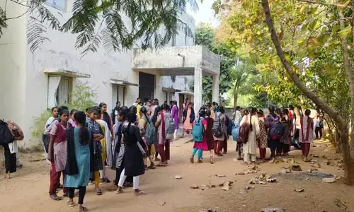మూడు నెలలు దాటినా ముక్క లేదు.. గురుకులాలకు చికెన్ సరఫరా బంద్