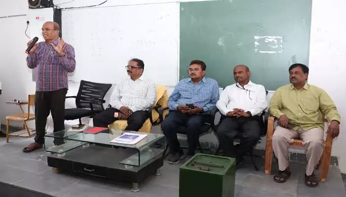 ఎన్నికల విధుల్లో ఉన్న ప్రతి అధికారి అవగాహన కలిగి ఉండాలి ఎన్నికల విధుల్లో ఉన్న ప్రతి అధికారి అవగాహన కలిగి ఉండాలి