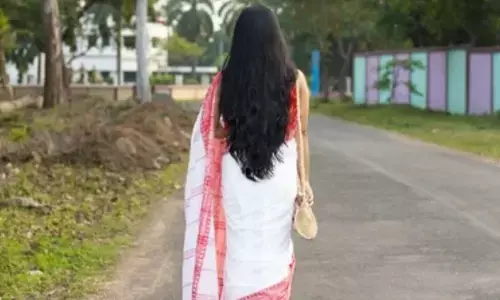 పోలీస్ స్టేషన్‌కు ఇద్దరు భర్తలు.. మూడో వ్యక్తితో పరారైన భార్య
