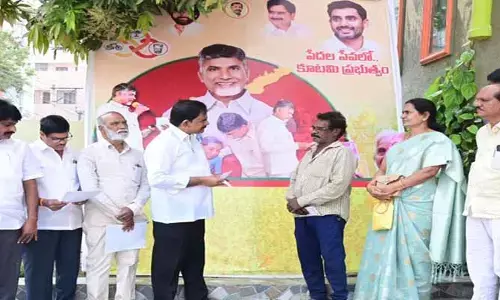 వైసీపీ నేతలు అబద్ధాల ప్రచారానికి దిగుతున్నారు : దేవినేని ఉమ