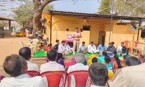 అంద‌రూ స‌మాన‌త్వంతో మెలిగిన‌ప్పుడే గ్రామాభివృద్ధి సాధ్యం : స‌ర్పంచ్ న‌రేష్