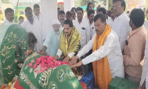 కాంగ్రెస్ ప్రభుత్వంలో అన్ని మతాలకు సమ ప్రాధాన్యత : ఎమ్మెల్యే కసిరెడ్డి నారాయణరెడ్డి