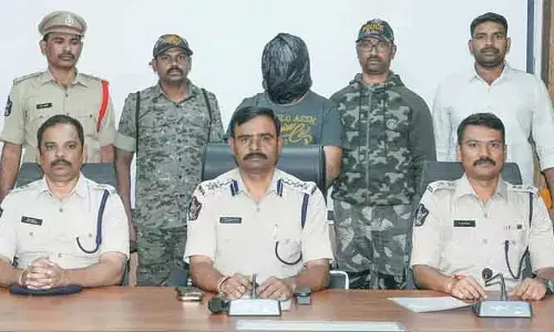 అంతర్జాతీయ ఎర్ర చందనం స్మగ్లర్ మహమ్మద్ అరెస్ట్