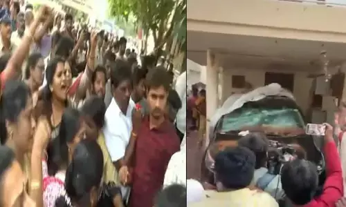 అంబటి ఇంటి వద్ద హై టెన్షన్.. అద్దాలు, కారు ధ్వంసం.. టీడీపీ శ్రేణుల దాడి
