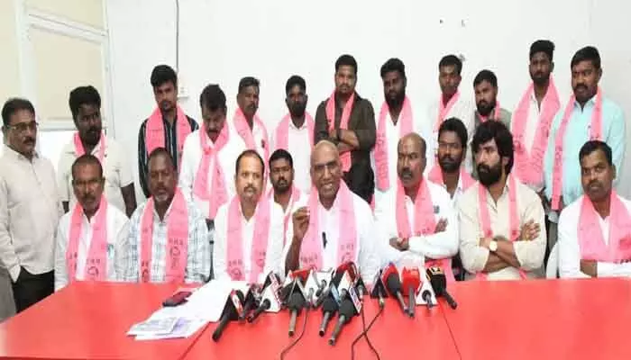 కేసీఆర్ పై సీఎం రేవంత్ రెడ్డి కక్ష్య సాధింపు రాజకీయాలు కేసీఆర్ పై సీఎం రేవంత్ రెడ్డి కక్ష్య సాధింపు రాజకీయాలు