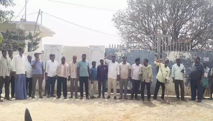 కళింగ గుడ్ల ఫామ్ ను మూసి వేయాలి కళింగ గుడ్ల ఫామ్ ను మూసి వేయాలి