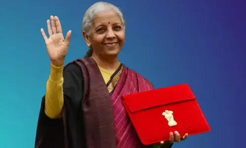Budget 2026-2027: ఈసారి కంజీవరం చీరలో నిర్మలమ్మ.. ప్రత్యేకత ఏంటంటే?
