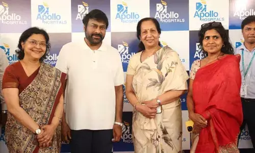 ట్విన్స్‌లో ముందుగా పుట్టింది ఎవరో చెప్పేసిన చిరంజీవి.. ఎమోషనల్ కామెంట్స్
