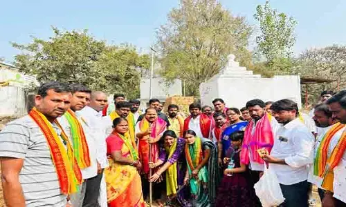 ప్రతి గ్రామాన్ని ఆదర్శంగా తీర్చిదిద్దుతా :  ఎమ్మెల్యే వీర్లపల్లి శంకర్