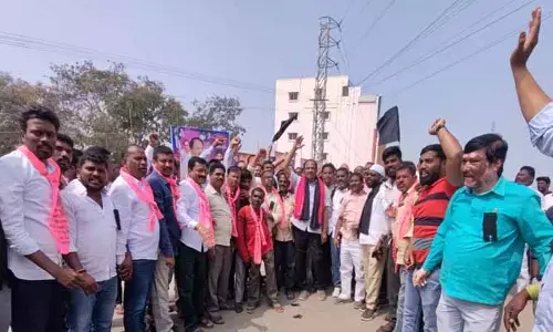 కేసీఆర్ కు ఏం జ‌రిగినా రాష్ట్రం అగ్నిగుండంగా మారుతుంది