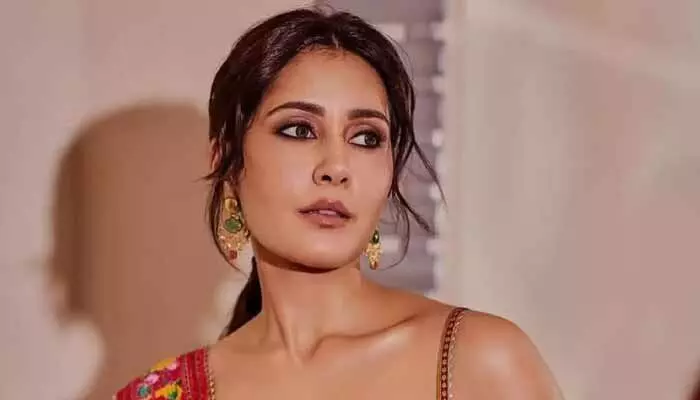 నేను బిజీగా జీవిస్తున్నాను.. పవన్ కళ్యాణ్ హీరోయిన్ ఇంట్రెస్టింగ్ పోస్ట్ వైరల్ నేను బిజీగా జీవిస్తున్నాను.. పవన్ కళ్యాణ్ హీరోయిన్ ఇంట్రెస్టింగ్ పోస్ట్ వైరల్