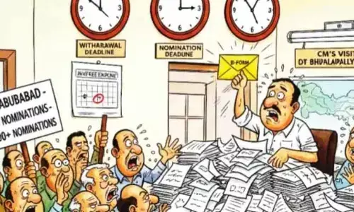 అభ్యర్థుల్లో బీ-ఫామ్ టెన్షన్..