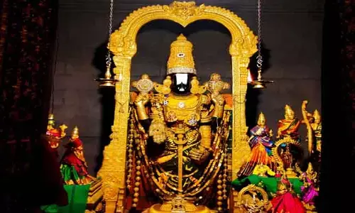 తిరుమలలో భక్తుల రద్దీ ఫుల్..