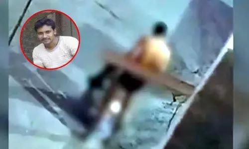 నడిరోడ్డుపై అర్ధనగ్నంగా కానిస్టేబుల్ వీరంగం.. భార్యాబిడ్డలపై అత్యంత క్రూరంగా..