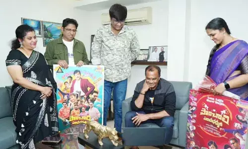 రాజేంద్రప్రసాద్ కొత్త సినిమాపై మంత్రి కోమటిరెడ్డి ప్రశంసలు