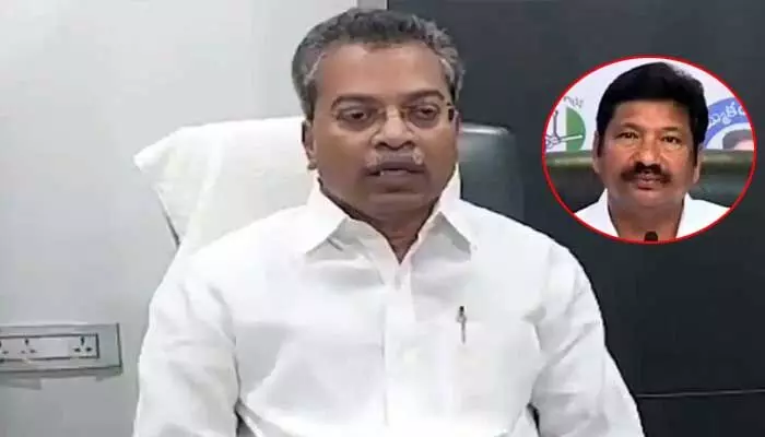 దిగజారి మాట్లాడొద్దు.. చట్టం చూస్తూ ఊరుకోదు: మైలవరం ఎమ్మెల్యే వార్నింగ్ దిగజారి మాట్లాడొద్దు.. చట్టం చూస్తూ ఊరుకోదు: మైలవరం ఎమ్మెల్యే వార్నింగ్
