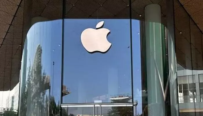 Apple: రికార్డు స్థాయిలో 28 శాతం వాటాను సొంతం చేసుకున్న యాపిల్ Apple: రికార్డు స్థాయిలో 28 శాతం వాటాను సొంతం చేసుకున్న యాపిల్