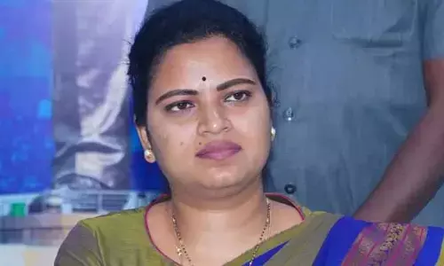 ఆలయశుద్ధి పేరుతో హైడ్రామా.. మాజీ మంత్రి విడదల రజనిపై కేసు