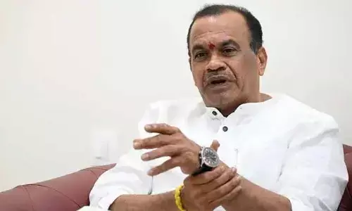 అది పెద్ద జోక్.. కవిత పార్టీపై కోమటిరెడ్డి సెటైర్లు