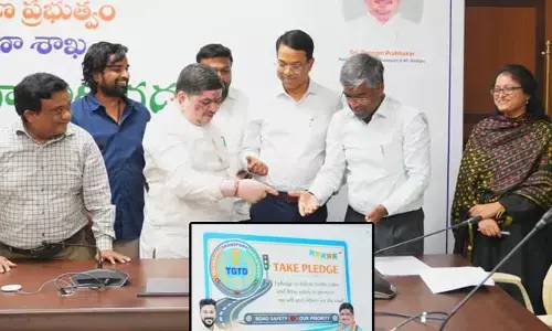 Road Safety : సచివాలయంలో రోడ్డు భద్రతా ప్రతిజ్ఞ వెబ్‌సైట్ ప్రారంభం