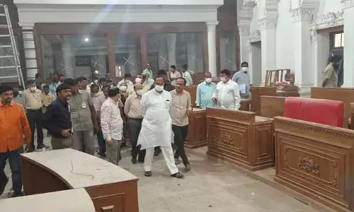 శాసన మండలి భవన పునర్నిర్మాణ పనులను పర్యవేక్షించిన మండలి చైర్మన్