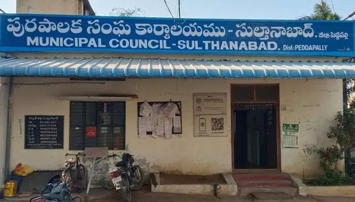 ఎవరి వ్యూహం వారిదే.. భవితవ్యంపై పార్టీలకు కునుకే కరువు ఎవరి వ్యూహం వారిదే.. భవితవ్యంపై పార్టీలకు కునుకే కరువు