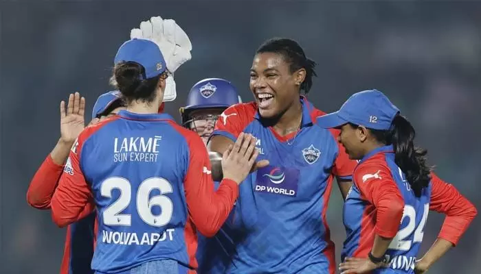 WPL 2026 : గుజరాత్ను చిత్తు చేసిన ఢిల్లీ.. వరుసగా నాలుగోసారి ఫైనల్కు WPL 2026 : గుజరాత్ను చిత్తు చేసిన ఢిల్లీ.. వరుసగా నాలుగోసారి ఫైనల్కు