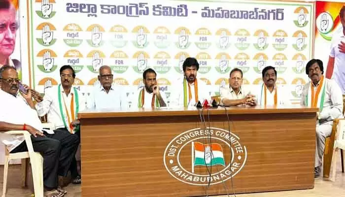 టికెట్ల కేటాయింపులో అన్ని కులాలకు అవకాశం టికెట్ల కేటాయింపులో అన్ని కులాలకు అవకాశం