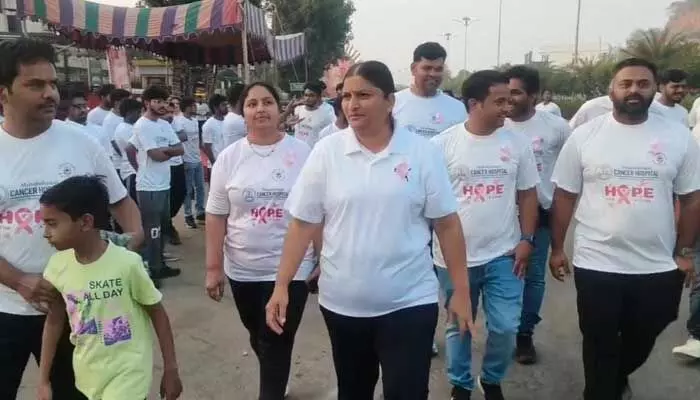 దురలవాట్లుతోనే క్యాన్సర్ కు ప్రధాన కారణం దురలవాట్లుతోనే క్యాన్సర్ కు ప్రధాన కారణం